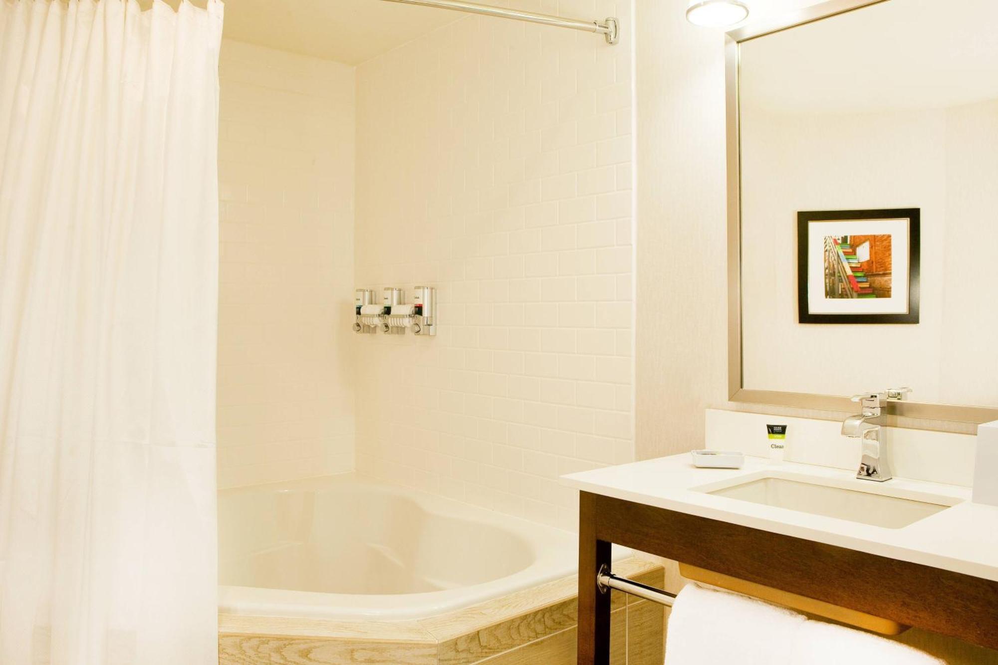 Four Points By Sheraton Newark Christiana Wilmington Exterior photo